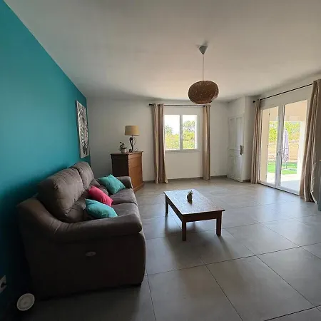 Bas De Villa 80M2 2 Chambres Secteur Ajaccio Ferienhaus