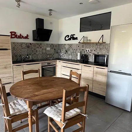 Bas De Villa 80M2 2 Chambres Secteur Ajaccio * Tavaco